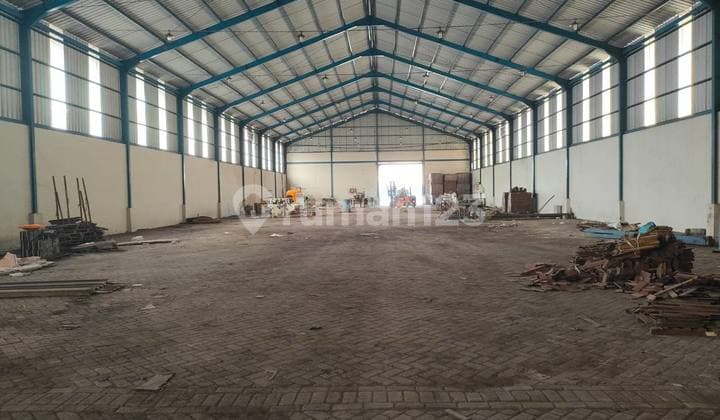 Gudang Siap Huni Kepatihan Menganti Beban Lantai 8Ton