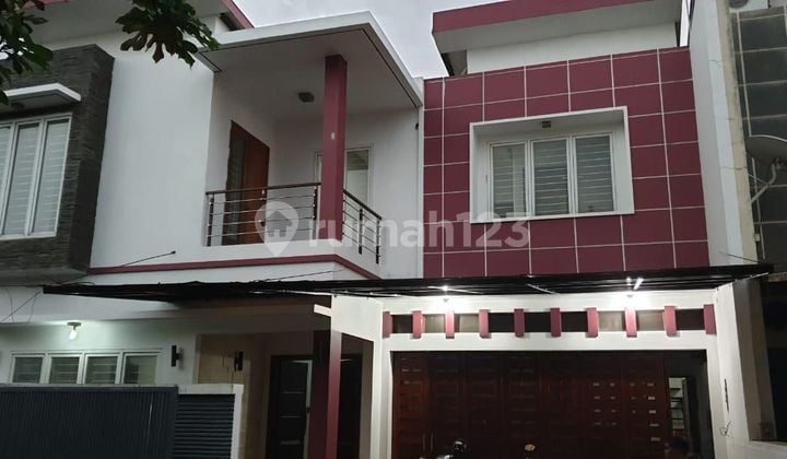 Dijual Rumah Townhouse Lt 180m² Mampang Strategis Gatot Subroto
