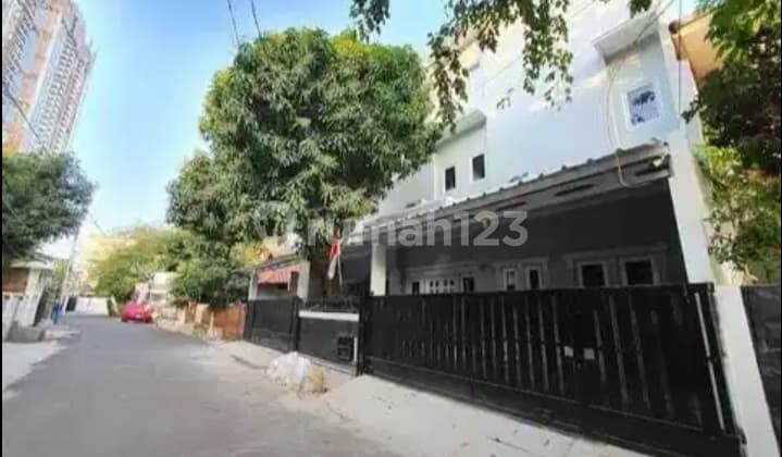 Jual Cepat Kost-kostan 18 Kamar Cempaka Putih Jakarta Pusat