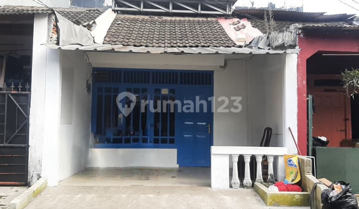 Rumah di Griya Loka Sektor 1.1 BSD