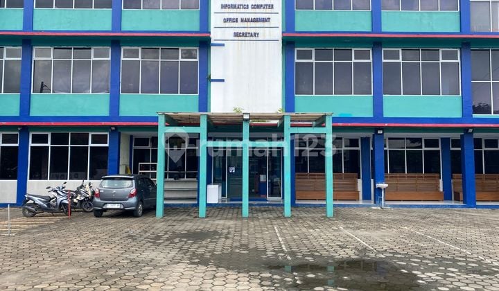 Gedung Kampus 3 Lt di Serang Banten