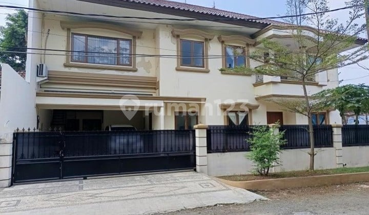 Dijual Sangat Murah Rumah Mewah Hook di Cinere Estate