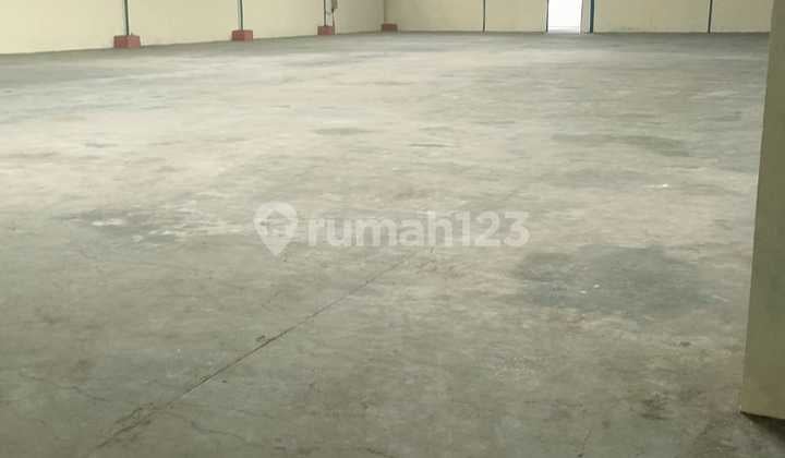 Disewakan Gudang Siap Pakai Akses Kontainer 40Fit Luas 1045M di Bekasi Barat