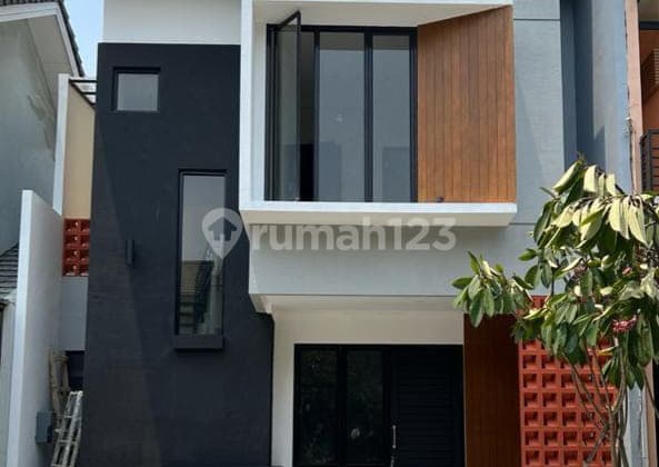 House Near Park, Serene Cluster Environment, In Neo Catalonia, Bsd City, Bsd Neo Catalonia Furnished.