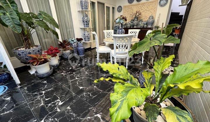 Beautiful Strategic House in THE GREEN BSD, BSD The Green