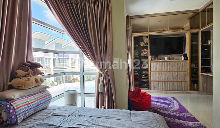 RUMAH CANTIK MODERN DI GADING SERPONG FULL RENOV SEMI FURNISH