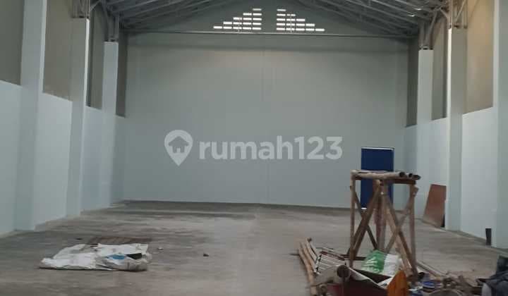 Sewakan Gudang Pasar Kemis. Tangerang 440.0 m² SHM Unfurnished