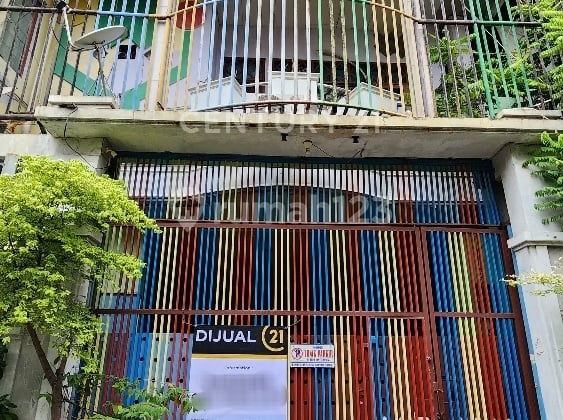 Rumah 3 Lantai Siap Huni Di Sunter Jaya S7853