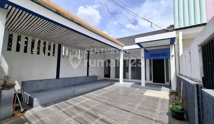 Rumah Lokasi Strategisuntuk Usaha Harga NJOP di Rawamangun S9308