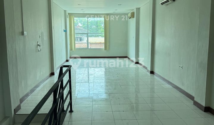 Ruko Strategis Cocok Utk Perkantoran di Pasar Minggu R2252 Ruko Strategis Cocok Utk Perkantoran di Pasar Minggu R2252