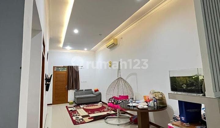 Dijual Rumah Semi Furnish di Ciputat Dekat Stasiun