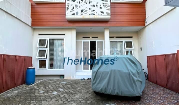 Rumah Bagus 2 Lantai Siap Huni Jalan 1 Mobil