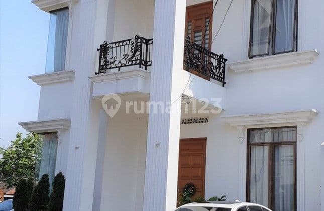 Jual atau Sewa Rumah Mewah Lokasi Premium di Taman Ubud Permai Lippo Karawaci