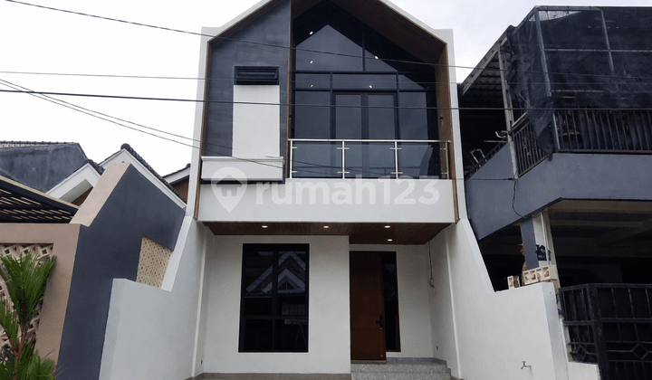 Rumah Baru Dalam Cluster di Graha Raya, Tangerang.