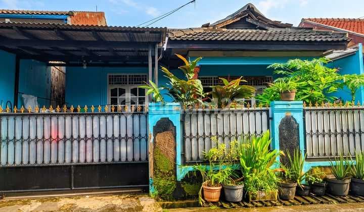 Rumah Klasik di Petukangan, Pesanggraham, Jakarta Selatan.