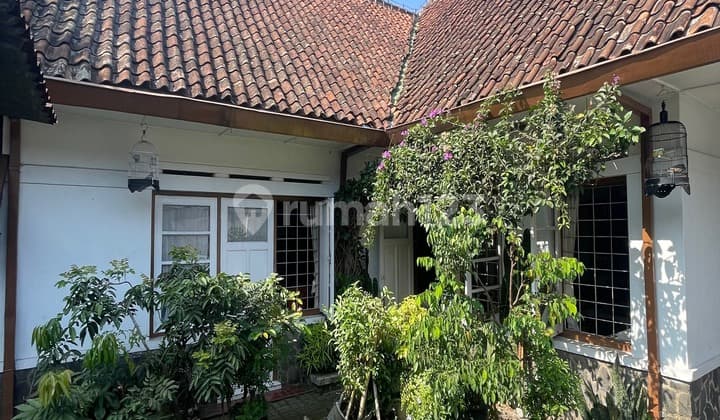 Dijual Rumah Bandung Tempo Dulu Di Mainroad Riau Bandung