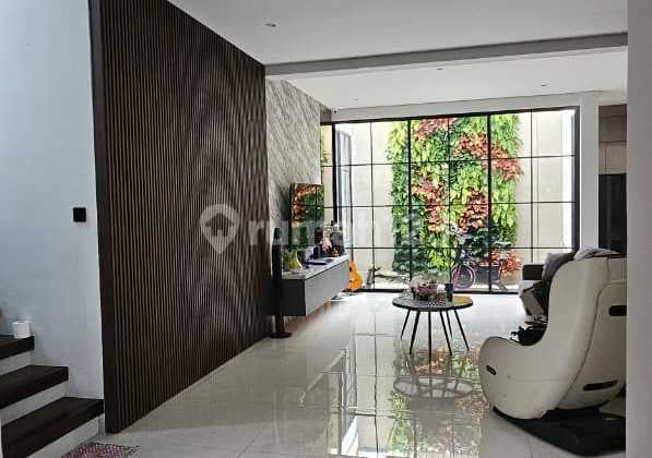 Rumah Mewah View Laut dan Toll Nusa Dua Bali SHM