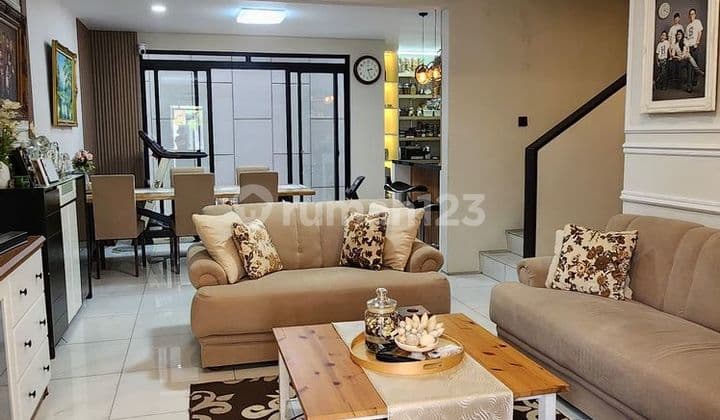 Jual Rumah Punawangi Mainroad Semi Furnished Kbp