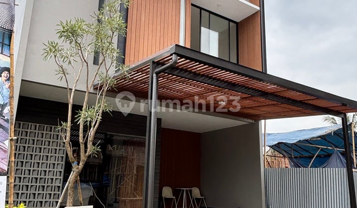 Dijual Rumah Baru Modern 2 Lantai Riverside Di Setraduta