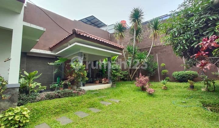 Dijual Rumah lux Komplek Ciwaruga Bandung barat