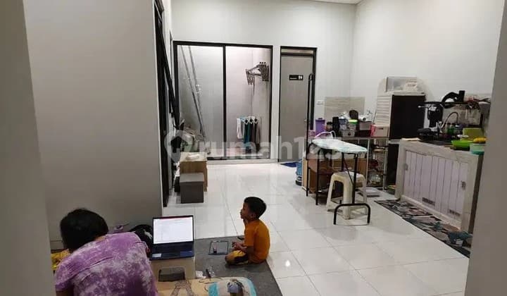 Dijual Rumah jalan Pelesiran Tamansari Cihampelas kota bandung