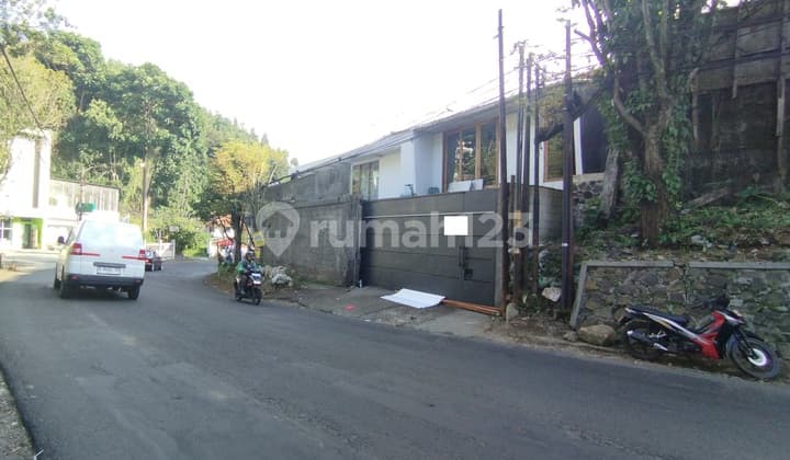 For sale residential house finishing main road Lembang highway