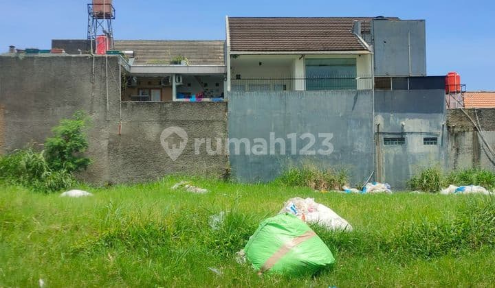 Dijual Tanah Strategis Posisi Tengah di Taman Holis Indah 2