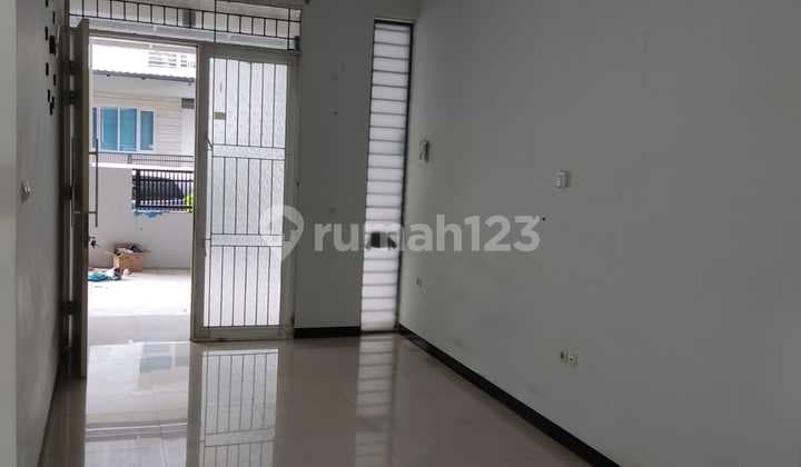 Dijual Rumah Minimalis Di Taman Kopo.indah 3