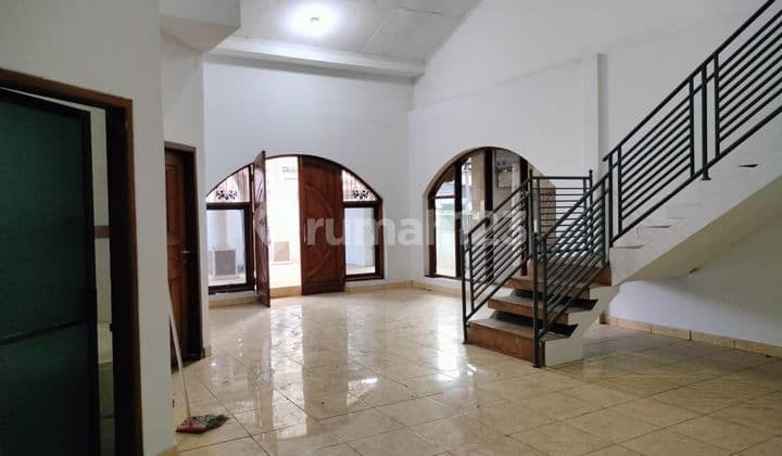 Dijual Runah/Rumah Kost/Workshop Siap Huni Di Caringin