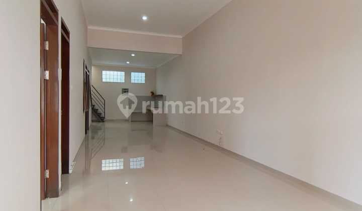 Newly Renovated Minimalist House in Taman Kopo Indah 2