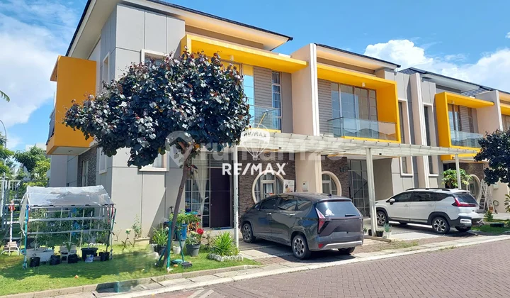 DIJUAL DAN DISEWAKAN RUMAH HOEK DALAM KOMPLEK ARCADIA BOULEVARD SALEMBARAN