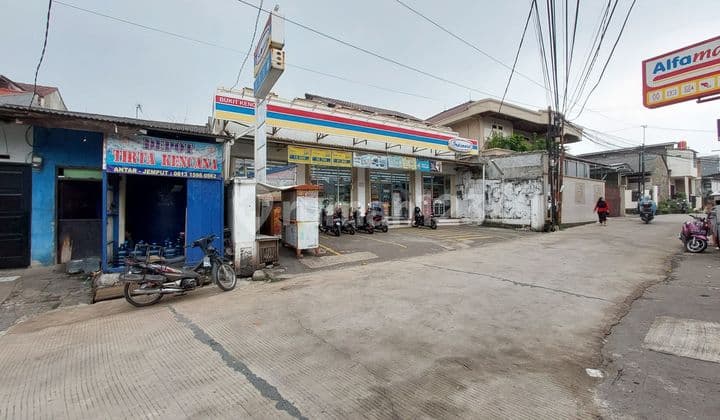 Rumah di Bukit Kencana, Pondok Gede Tersewa Minimarket