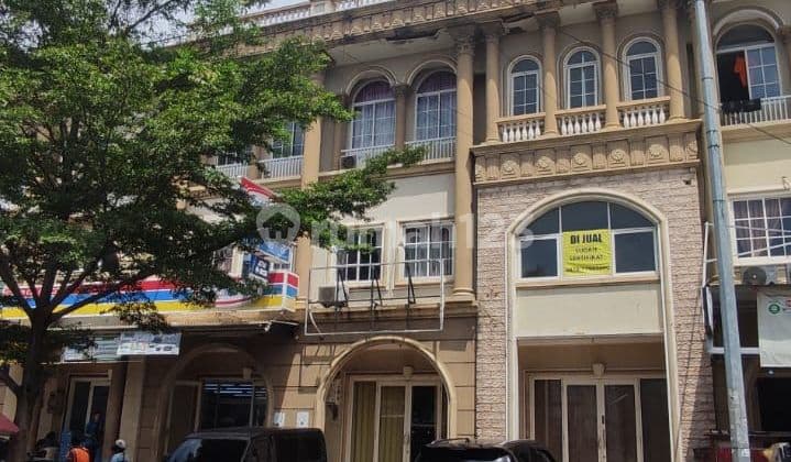 Dijual Ruko di Galaxy, Kota Bekasi sangat ramai dan strategis