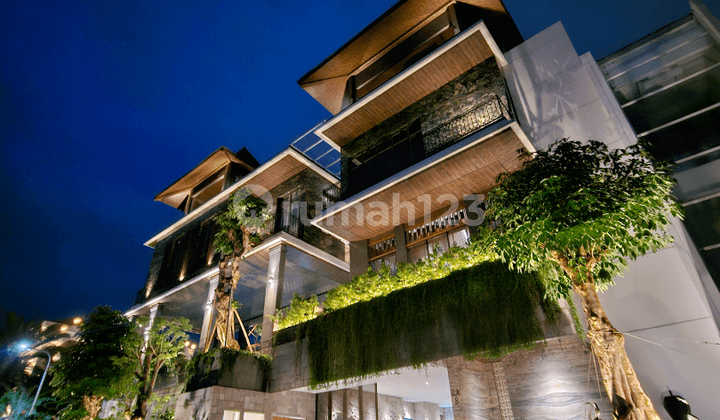 Rumah Bagus Furnished di Pantai Mutiara, Jakarta Utara