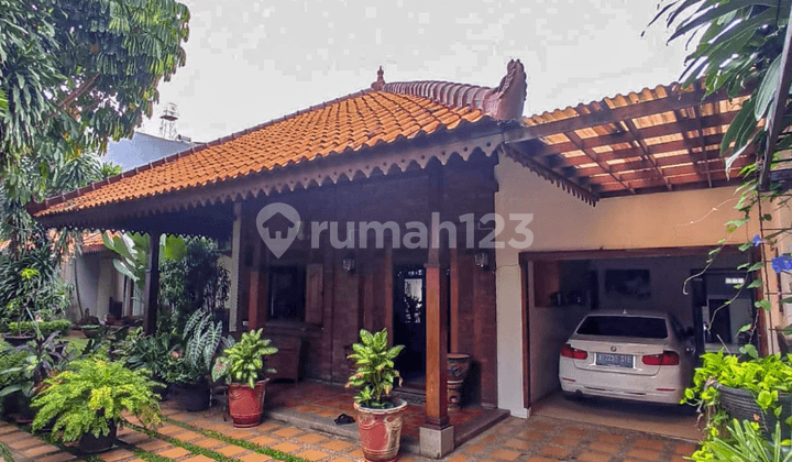 House in Cipete, South Jakarta Spacious and Comfortable