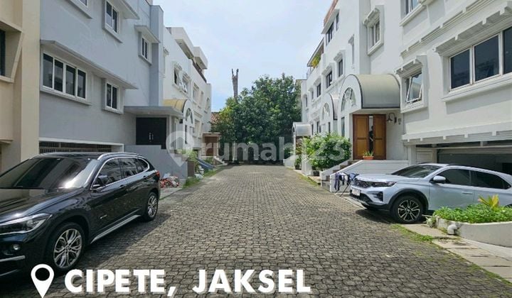 Rumah Di Cipete, Jakarta Selatan Dalam Town House