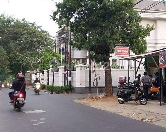 Rumah, 2 Lantai, SHM, Bebas Banjir, Kemang Jakarta Selatan