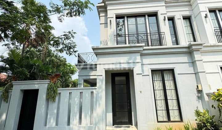 House in Kemang, South Jakarta, 2 Floors, Luxury, Flood-Free, Freehold Title (SHM)