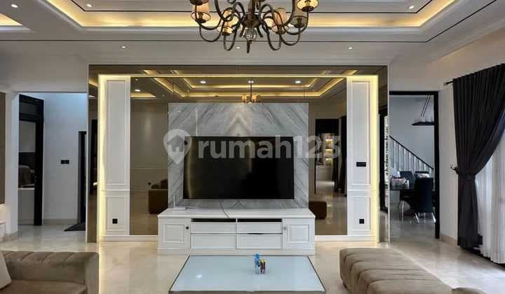 2-Story Property in Kebayoran Baru with Private Pool Near Senopati