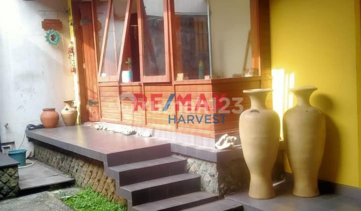 FOR SALE, BEAUTIFUL MULTI-FUNCTIONAL HOUSE, Citra Garden West Jakarta, Semi-Furnished House with SHM - Certificate of Ownership in Citra Garden, Kalideres. West Jakarta, Citra Garden