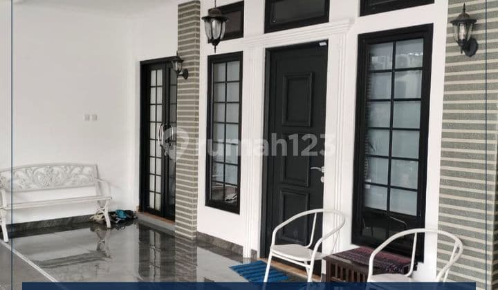 Dijual Cepat - Rumah Rapih Siap Huni Sangat Strategis & bisa KPR di Johan Baru, Jakarta Pusat