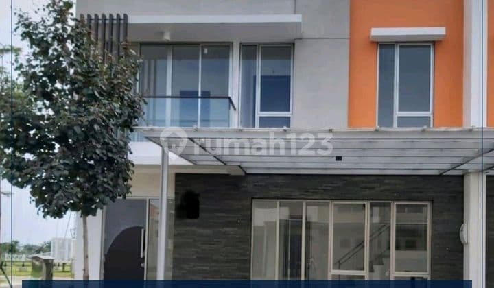 Dijual Cepat - Rumah Posisi Hoek Siap Huni Cluster Bagus Lingkungan Nyaman Bebas Banjir Row Jalan 2 Mobil & Bisa Kpr Di Pik 2, Jakarta Utara