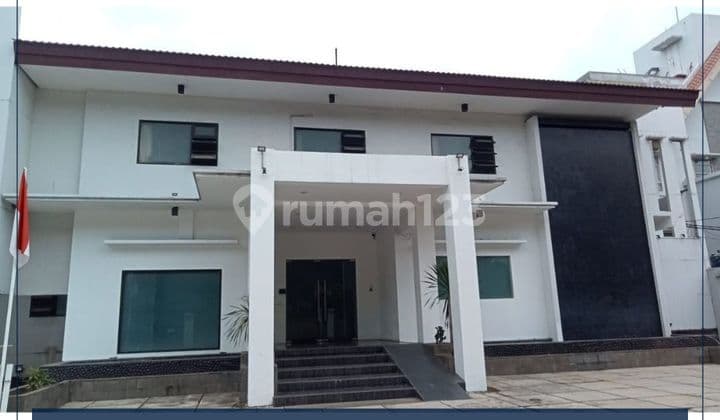 For Sale / For Rent - Commercial Building Very Strategic Location Two Car Row Road Commercial Use & Mortgage Available In Kebayoran Baru, South Jakarta.