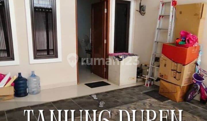 Dijual Murah Rumah Tinggal Siap Huni Semi Furnished Lokasi Sangat Strategis di Tanjung Duren, Jakarta Barat