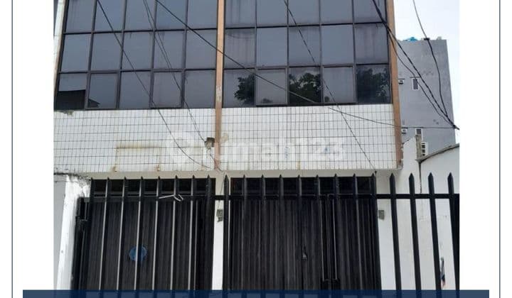 Dijual / Disewa Murah Ruko Siap Pakai Lokasi Sangat Strategis Parkiran Luas di Petojo, Jakarta Pusat