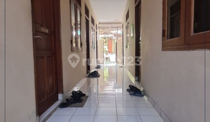 Dijual Cepat - Rumah Kost Furnished Lokasi Sangat Strategis Bebas Banjir & Bisa Kpr Di Kebon Jeruk, Jakarta Barat