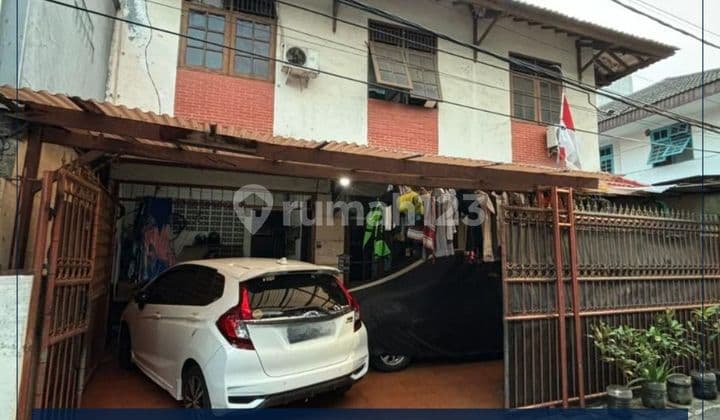 Dijual Cepat - Rumah Kost Lokasi Sangat Strategis Dekat Universitas & Bisa KPR Di Grogol, Jakarta Barat
