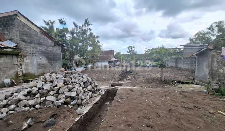 Ideal Land for Residence and Investment in East Sleman Price 1.9 Million/M2