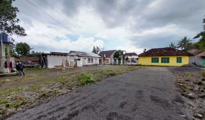 Most Sought-After Plot of Land in Ngaglik Sleman near Kaliurang Road, Price 3 Million/M2