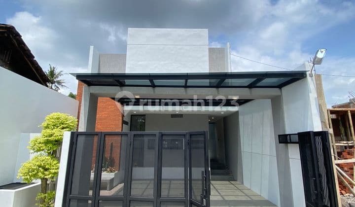 Rumah Semi Furnis Design Industrial di Ngaglik Sleman Dekat Rs Gramedika 10